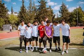 阿莫林谈霍伊伦德进球荒：球队没给予支持，曼联需要改变战术